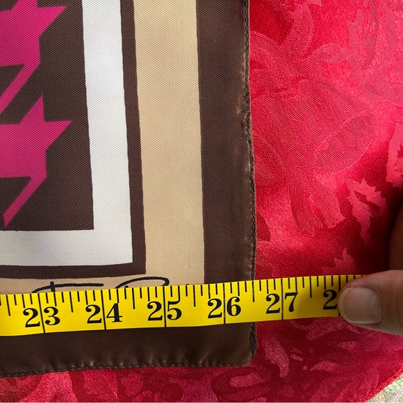 Vintage Jacques Piaget Trevira Scarf, Houndstooth Magenta Brown , EUC - Picture 7 of 8